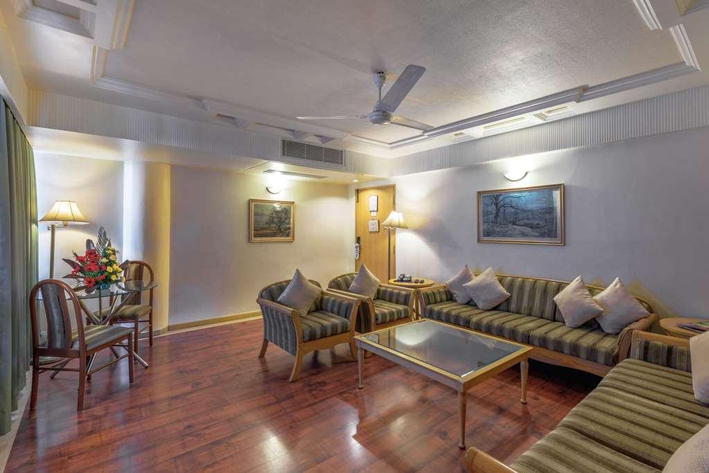 Comfort Inn President Near Ahmedabad Junction Station Habitación foto