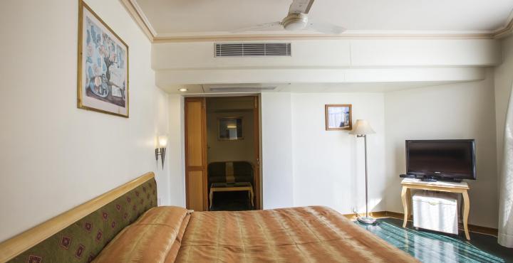 Comfort Inn President Near Ahmedabad Junction Station Exterior foto