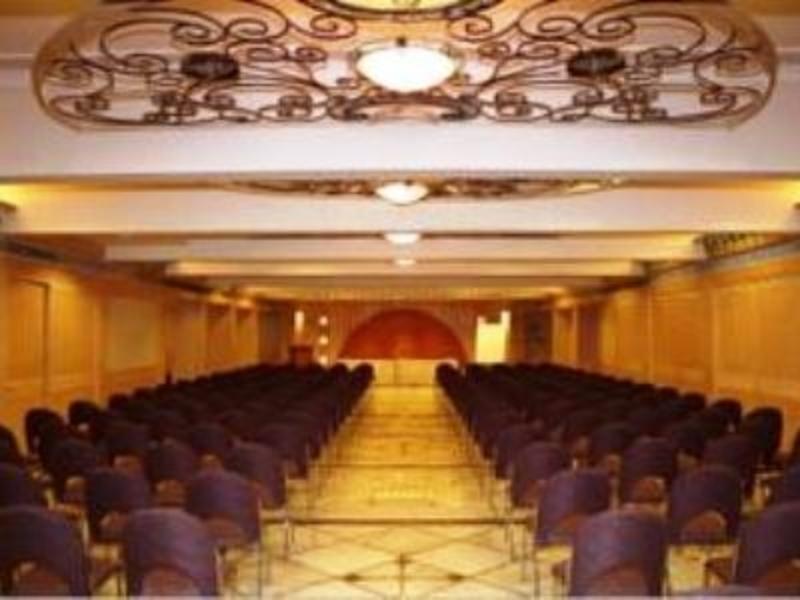 Comfort Inn President Near Ahmedabad Junction Station Exterior foto